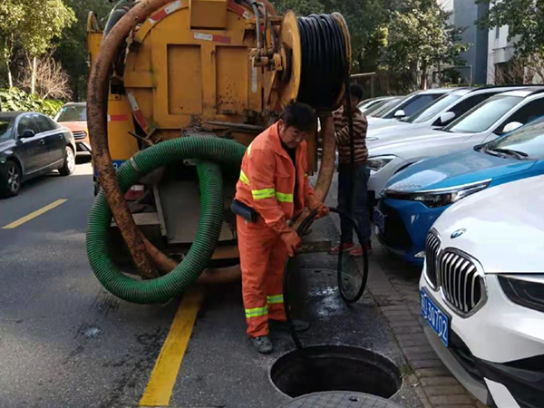 萝北排污管道清淤